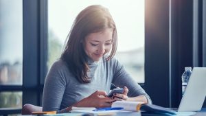 5 Aplikasi AI yang Wajib Dicoba untuk Produktivitas Harian