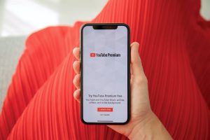 Mengenal YouTube Premium: Apakah Worth It untuk Pengguna di Indonesia?
