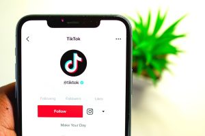 Apa itu TikTok Sounds? Tips Memilih Sound yang Tepat untuk Video Kamu